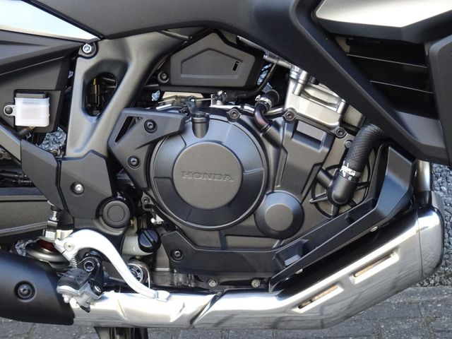 honda - nt-1100