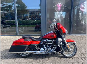 Harley-Davidson Street Glide CVO Flhxse 2018 occasion