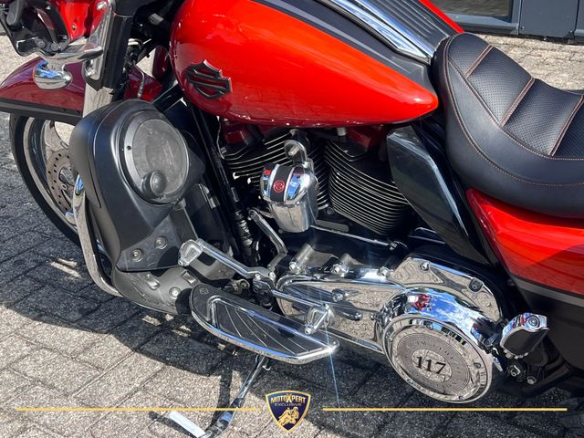 harley-davidson - street-glide-cvo-flhxse