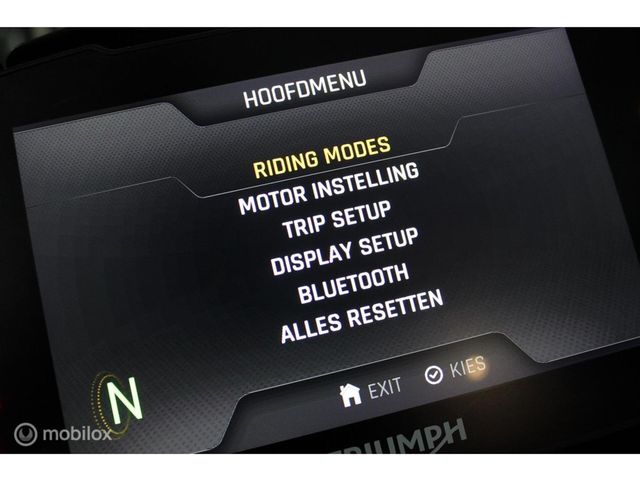 triumph - tiger-900-gt-pro