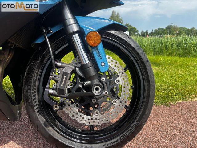 kawasaki - z-1000-sx-tourer-abs