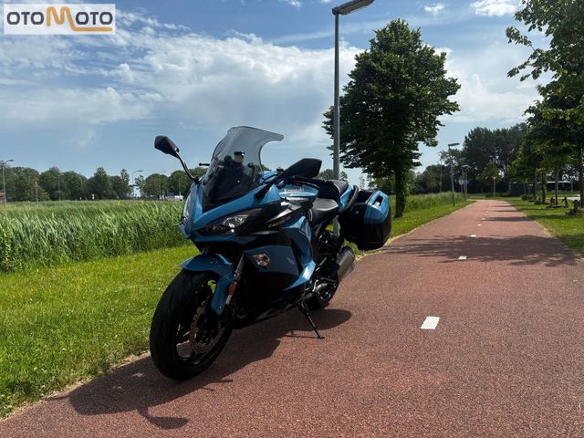 kawasaki - z-1000-sx-tourer-abs