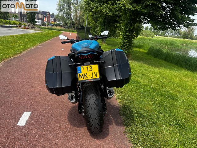 kawasaki - z-1000-sx-tourer-abs