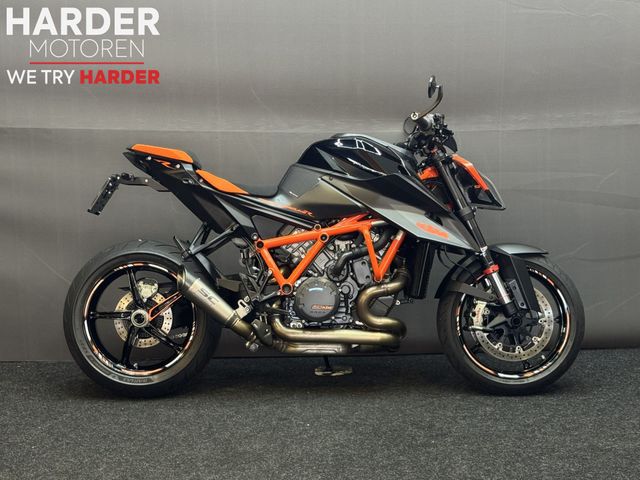 ktm - 1290-super-duke-r