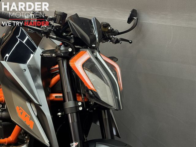 ktm - 1290-super-duke-r