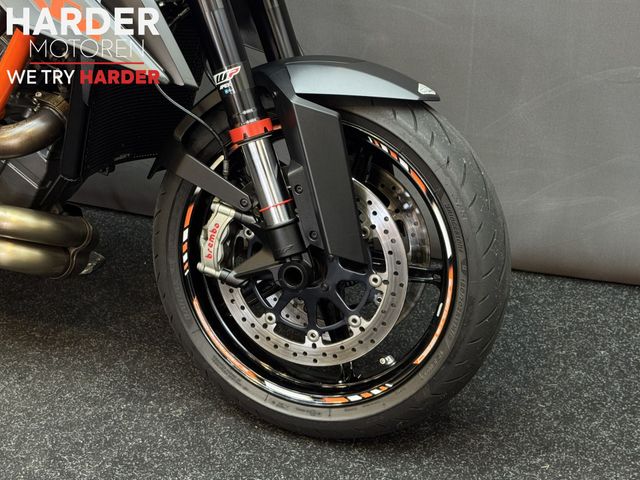ktm - 1290-super-duke-r