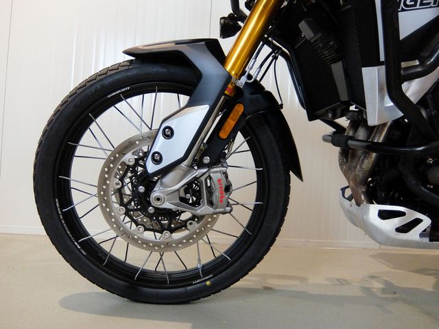 royal-enfield - super-meteor-650