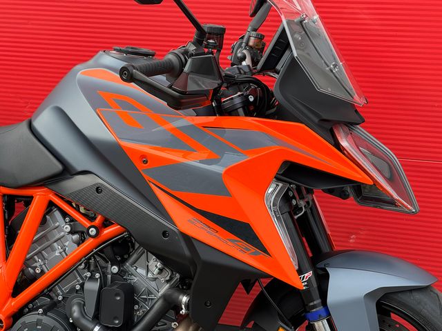 ktm - 1290-super-duke-gt