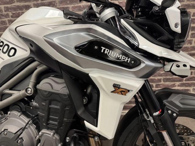 triumph - tiger-1200-xrt