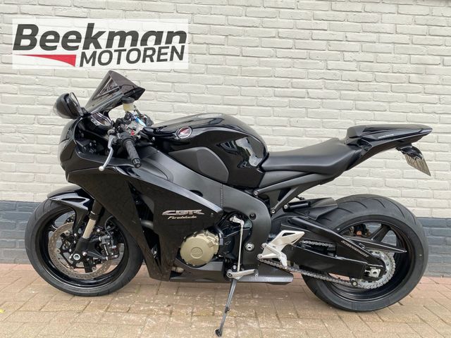 honda - cbr-1000-rr-fireblade