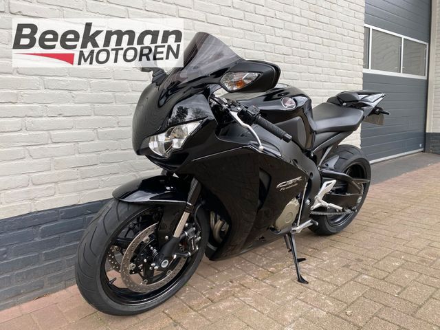 honda - cbr-1000-rr-fireblade
