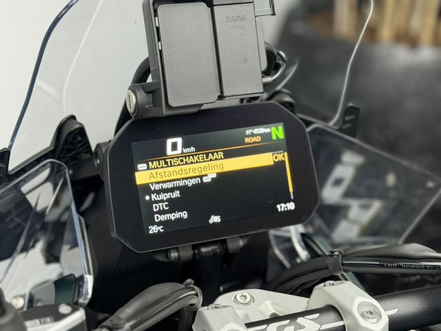 bmw - r-1300-gs-adventure