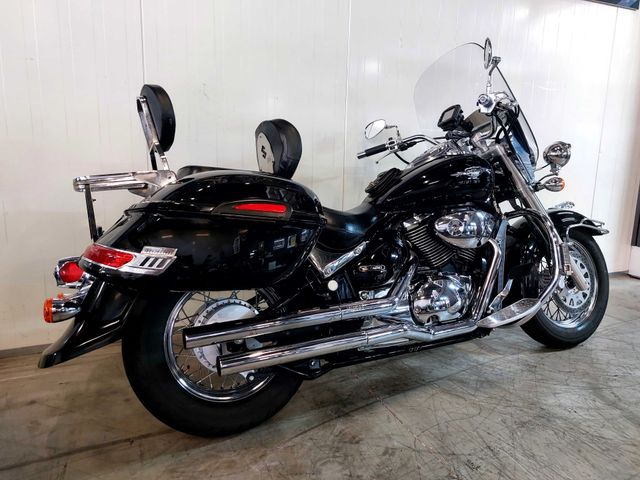 suzuki - intruder-c-800-classic