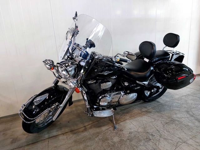 suzuki - intruder-c-800-classic