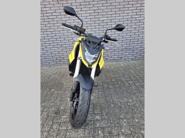 honda - cb-750-hornet
