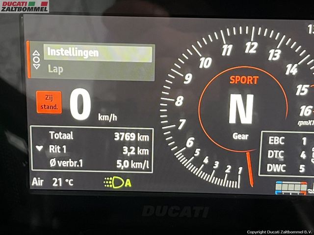 ducati - streetfighter-v4s