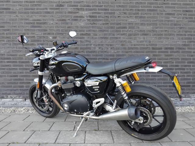 triumph - speed-twin-1200