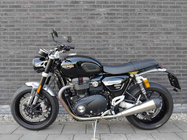 triumph - speed-twin-1200