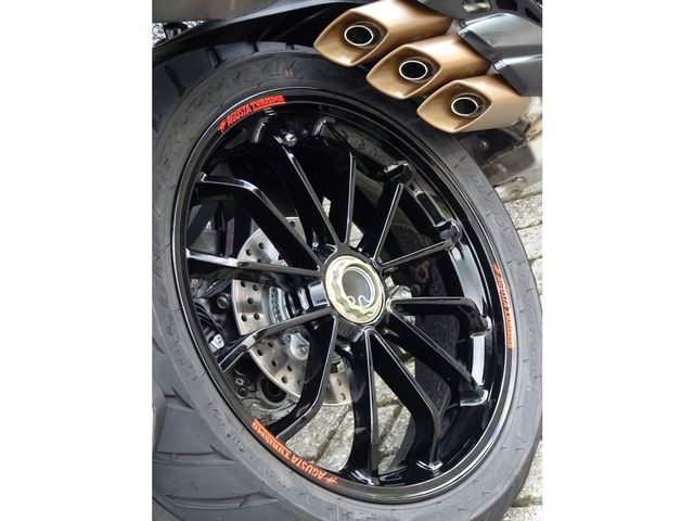 mv-agusta - turismo-veloce--800-rosso