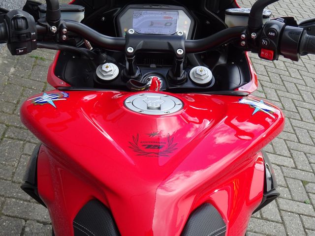 mv-agusta - turismo-veloce--800-rosso