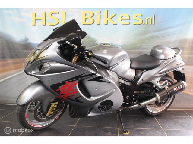 suzuki - gsx-r-1300-hayabusa