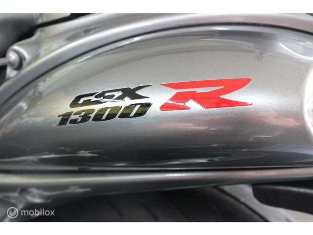 suzuki - gsx-r-1300-hayabusa