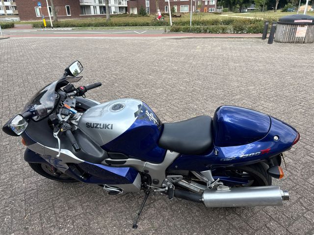 suzuki - gsx-1300-r