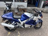 SUZUKI GSX 1300 R