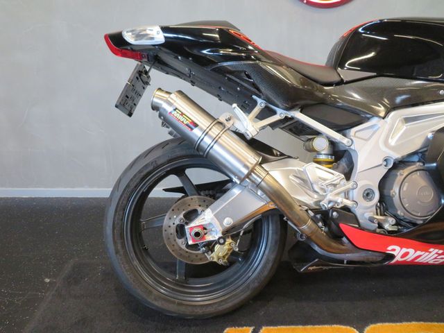 aprilia - rsv-1000-r