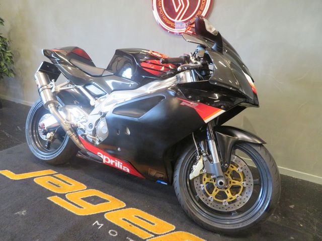 aprilia - rsv-1000-r