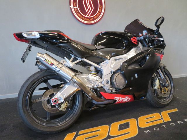 aprilia - rsv-1000-r