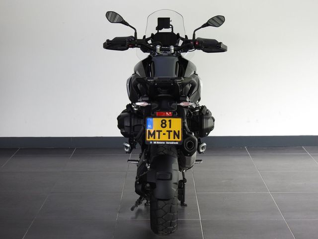 bmw - r-1300-gs