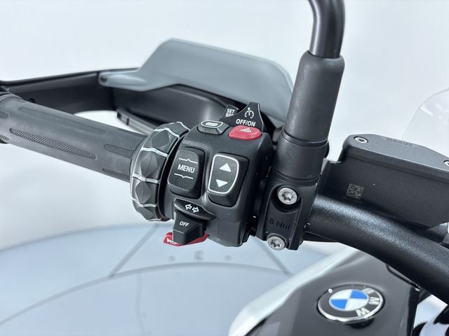 bmw - r-1300-gs