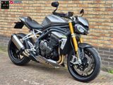 TRIUMPH SPEED TRIPLE 1200 RS