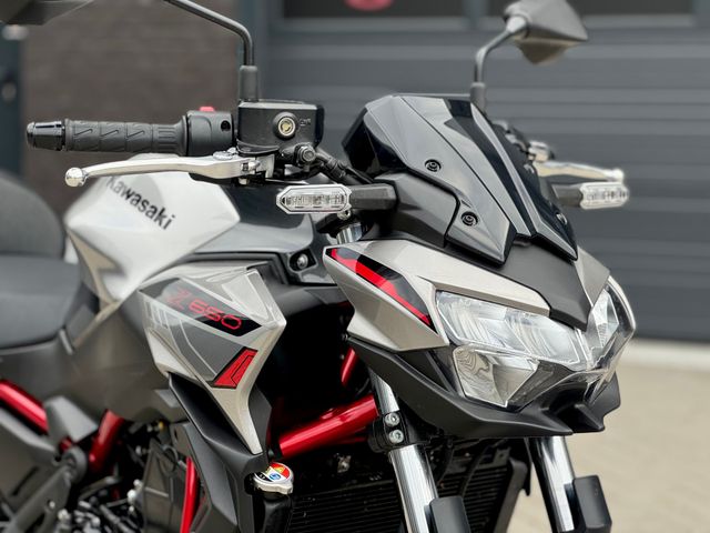kawasaki - z650-abs