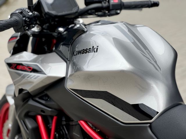 kawasaki - z650-abs