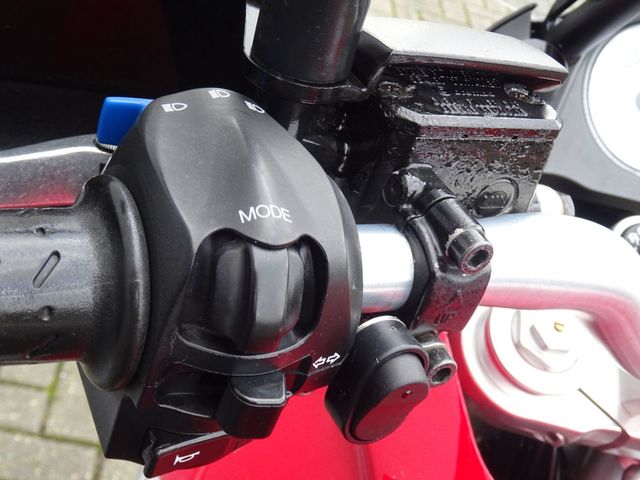 moto-guzzi - stelvio