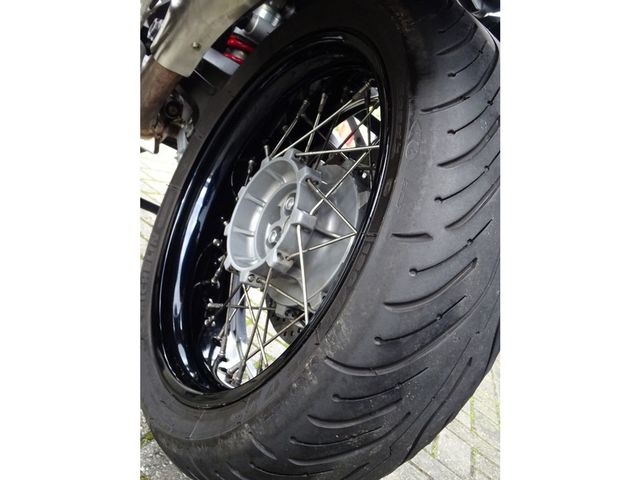 moto-guzzi - stelvio