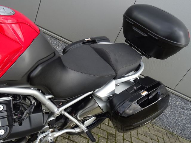 moto-guzzi - stelvio