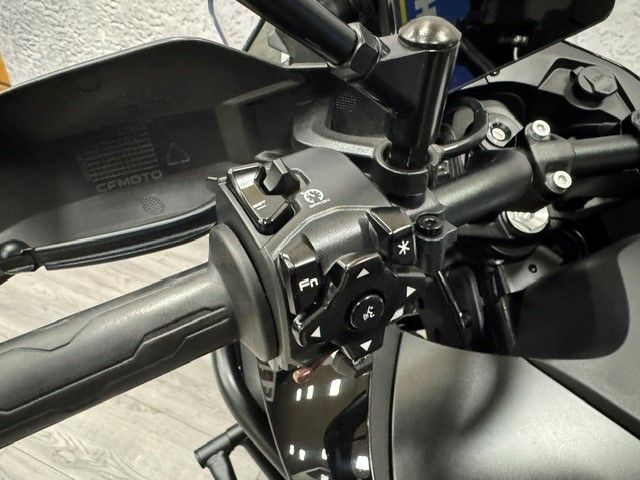 cfmoto - 800-mt-explorer