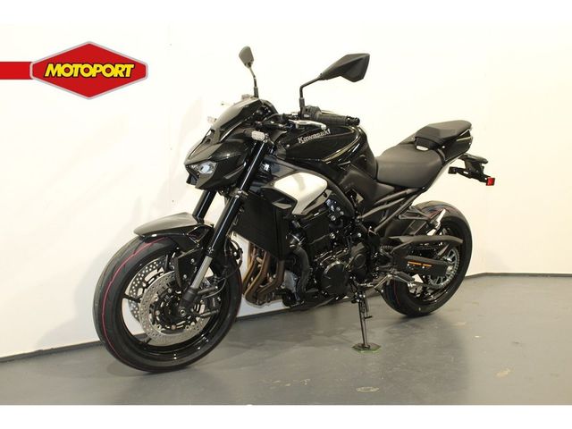 kawasaki - z900