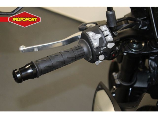 kawasaki - z900