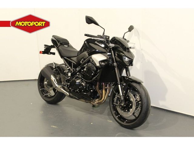 kawasaki - z900