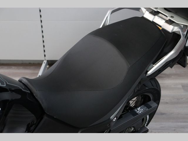 suzuki - v-strom-650-xta-adventure