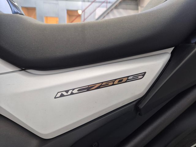 honda - nc-750-s-dct