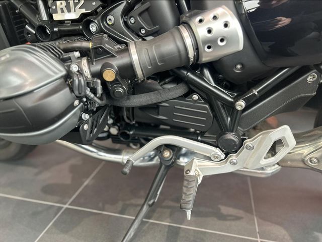 bmw - r-12
