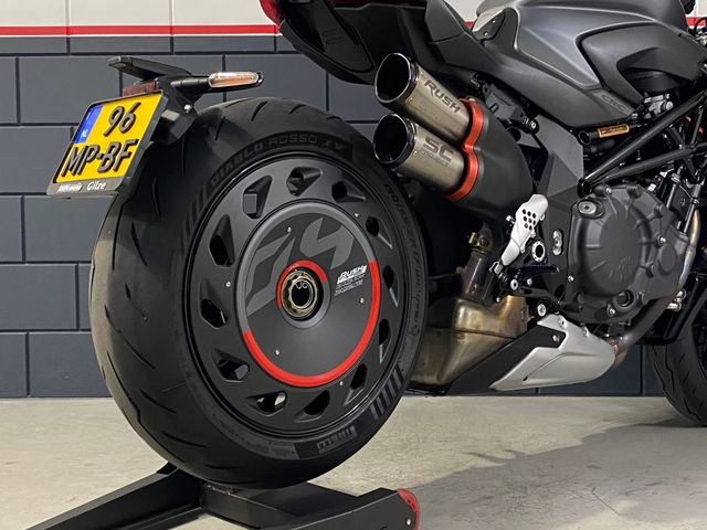 mv-agusta - brutale-1000-rr