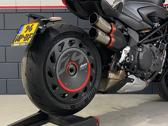 mv-agusta - brutale-1000-rr