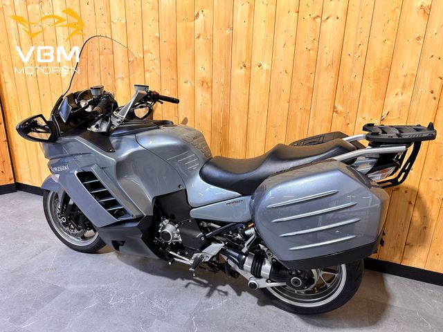 kawasaki - gtr-1400
