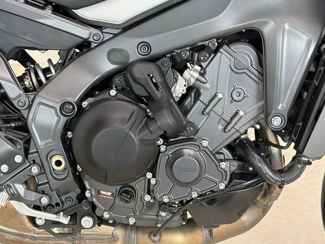 yamaha - mt-09-y-amt